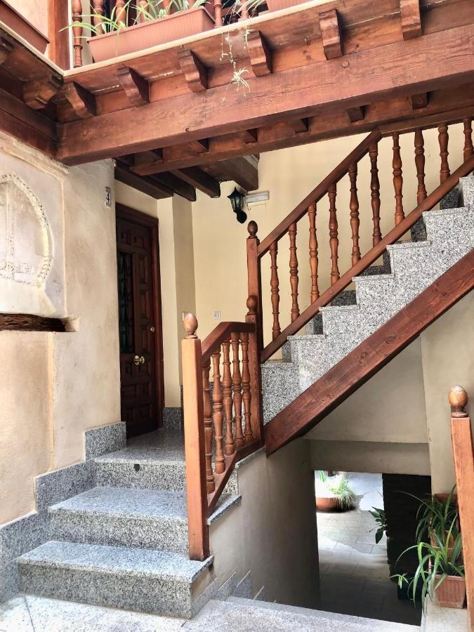 Apart. Entrepatios Толедо Экстерьер фото